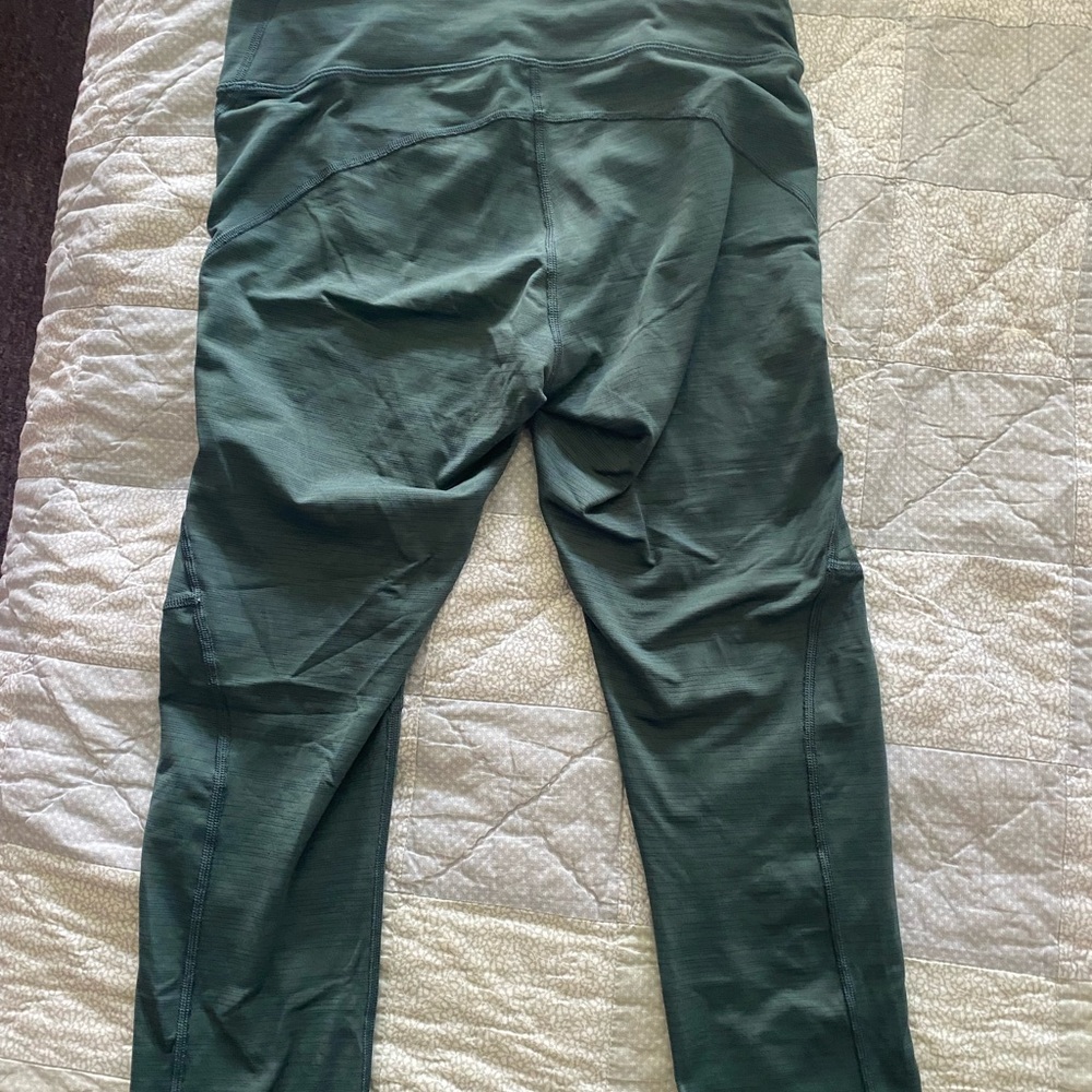 Outdoor Voices Green Leggings for Active Wear